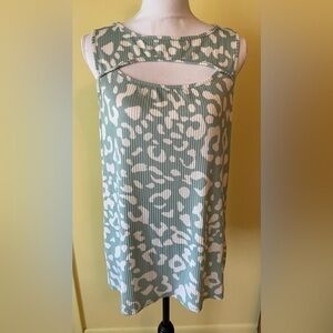 BiBi Sage Green Sleeveless Pullover top. Size XL